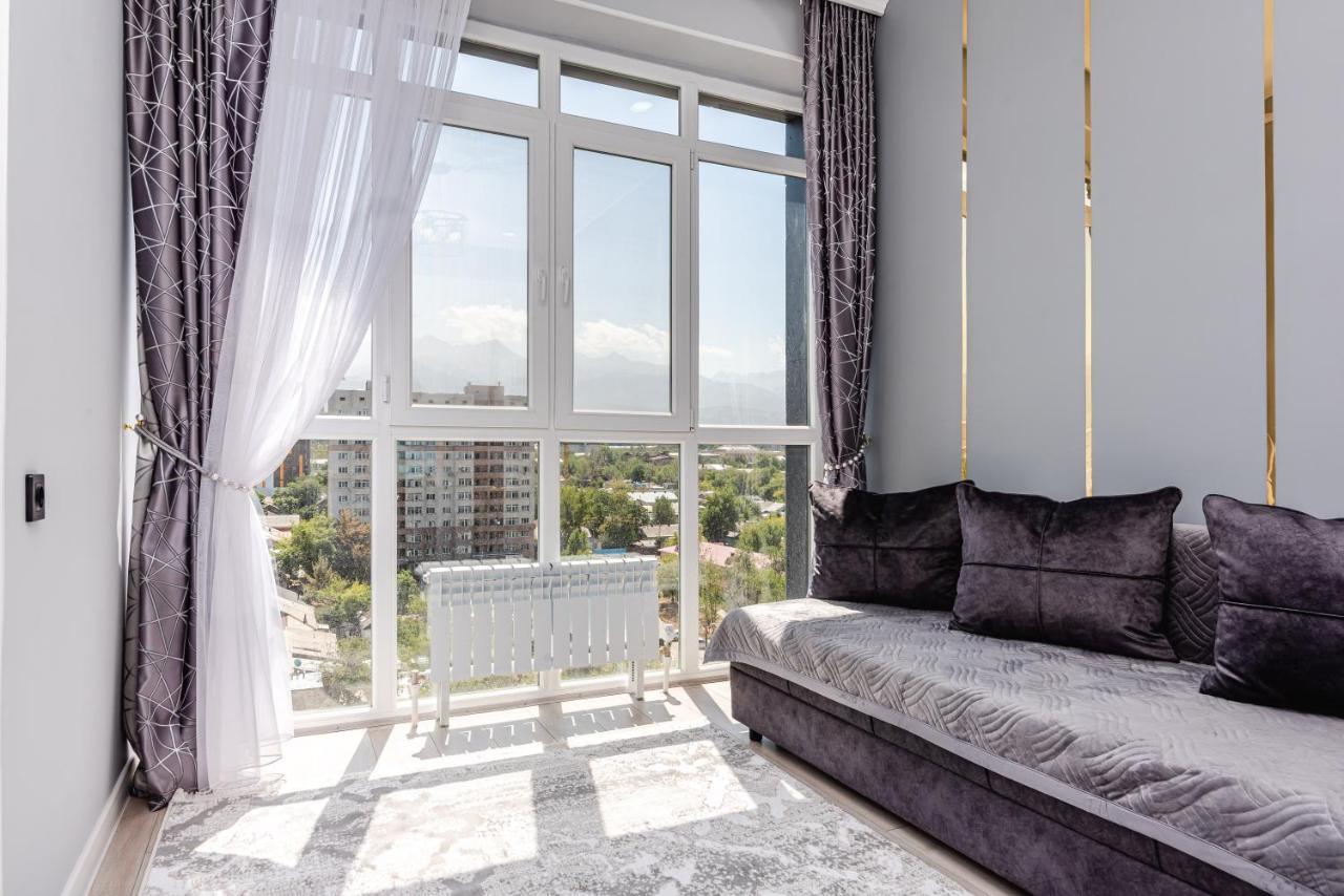 Ferienwohnung Heaven 10 Almaty Exterior foto